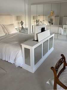 mirror end of bed tv cabinet